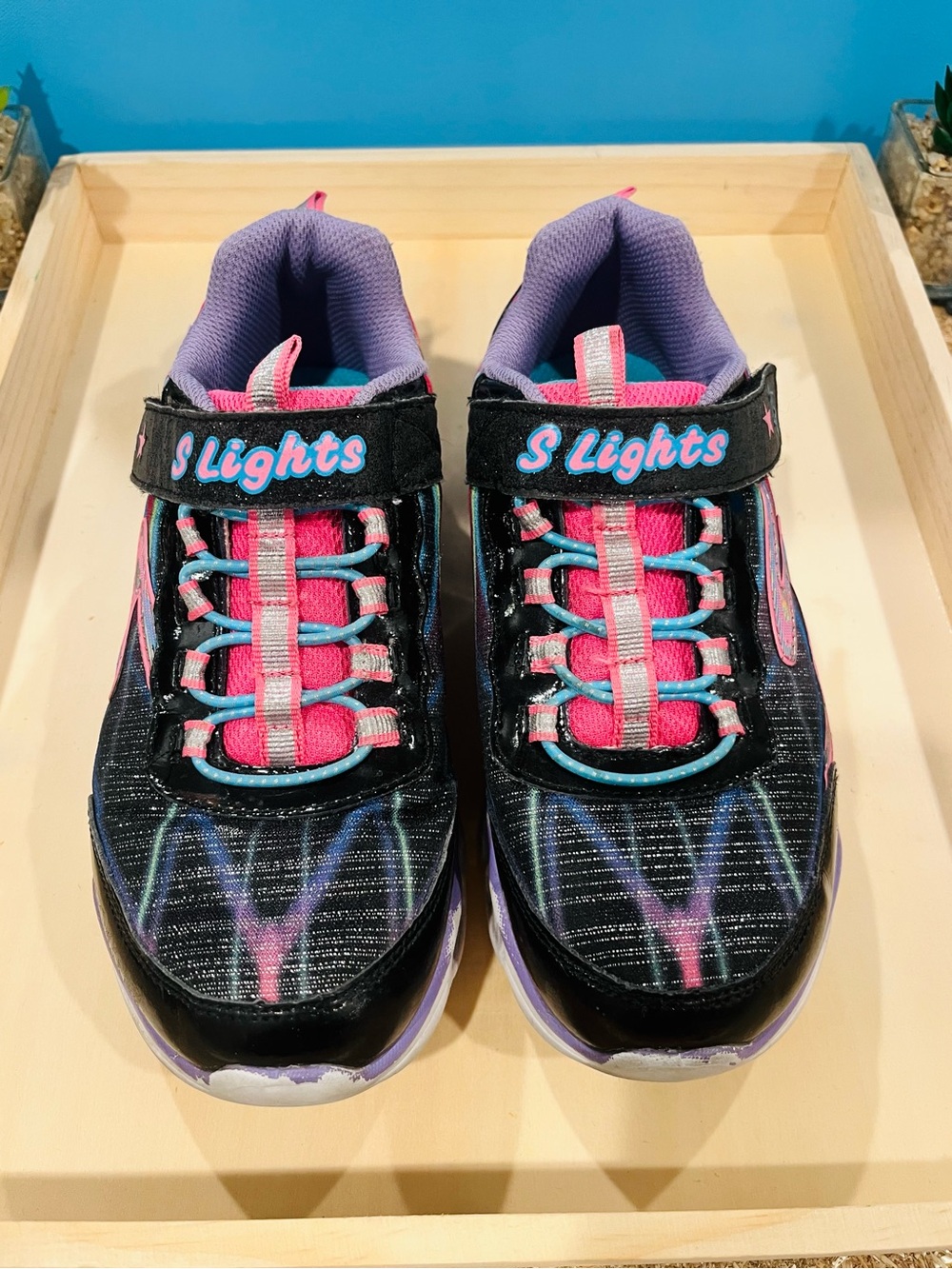 Light-Up Skechers Size 2 Kids
Black with Pink & Purple Accents